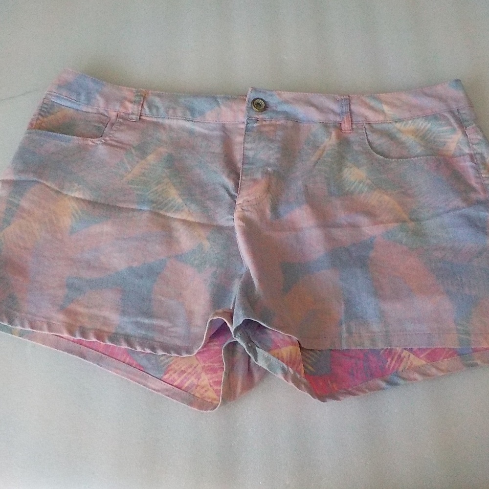 Pink/Blue Short Shorts